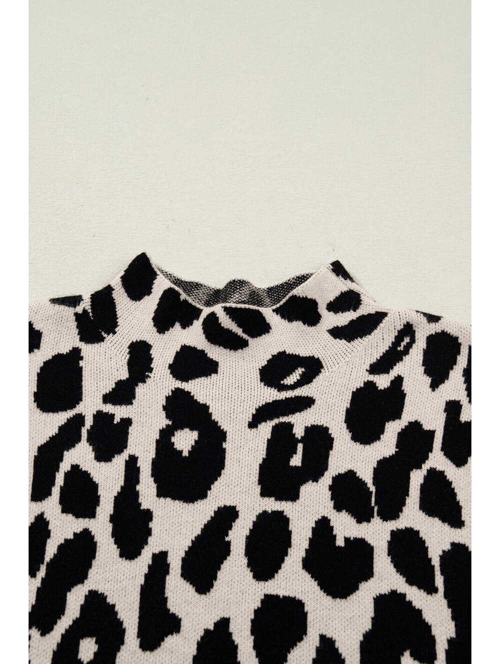 Sleeveless Leopard Print Knit Sweater Vest - Picture 7 of 8